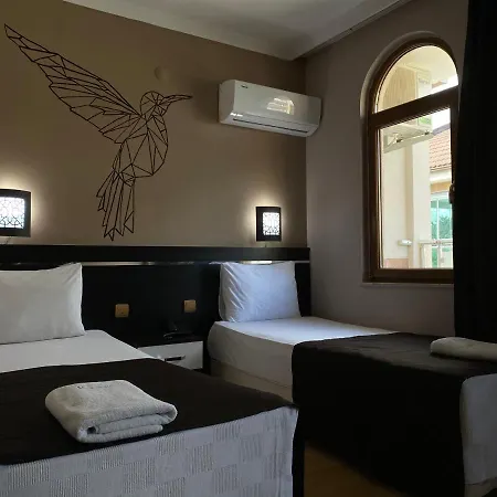 Kolibry Sv Otel 2*